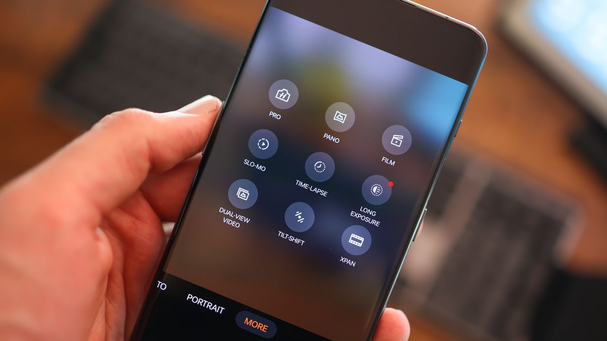 A photo of the OnePlus 11 smartphone