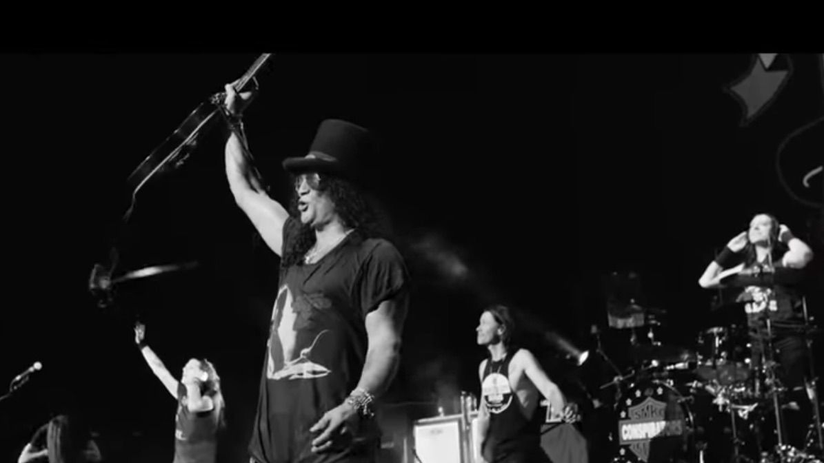 Slash featuring myles kennedy the conspirators unveil live boulevard