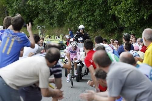 Here comes the maglia rosa...