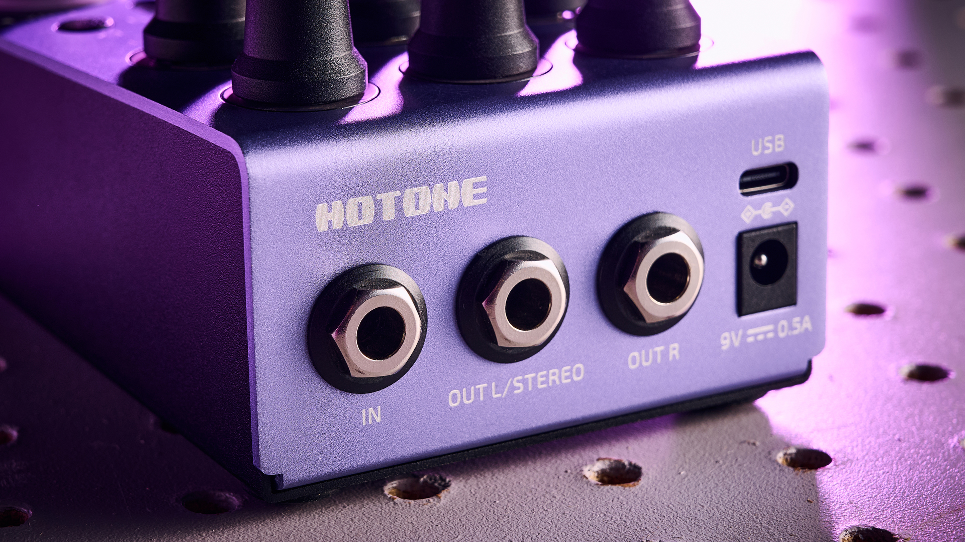 Hotone Freqlux Tri-Pitch pedal review