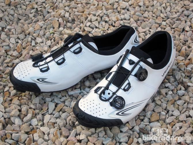 The graphics and overall construction methods are similar to the old Bont Vaypor but otherwise, the Vaypor+ is an all-new shoe.