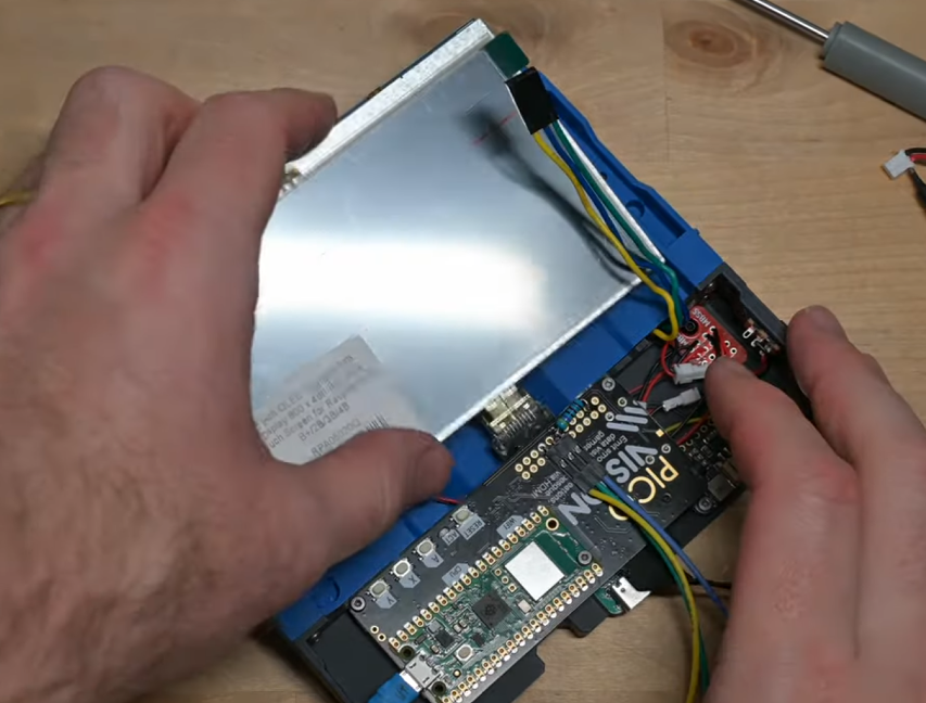 Dual Raspberry Pi Picos power this portable mini PC | Tom's Hardware