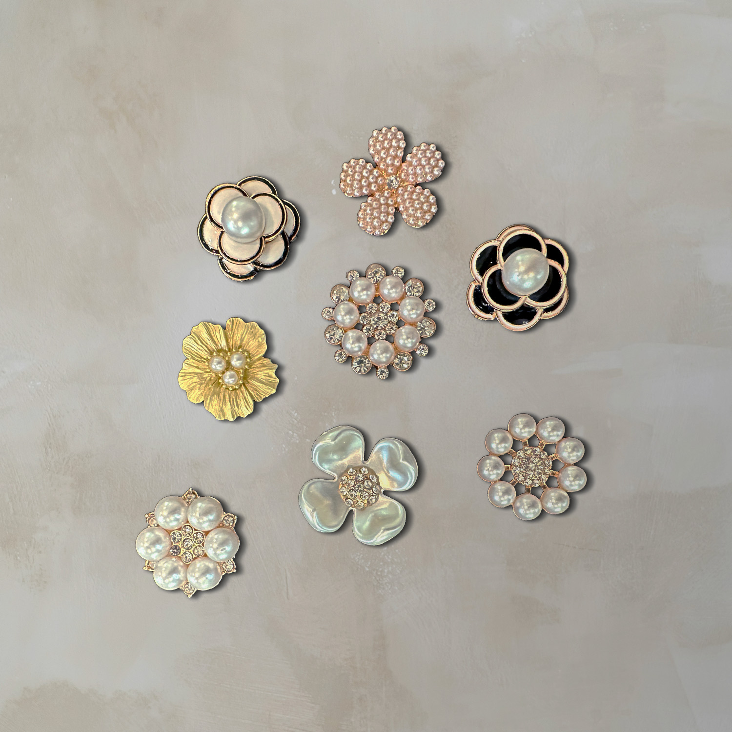 Eight Drink Gems charms
