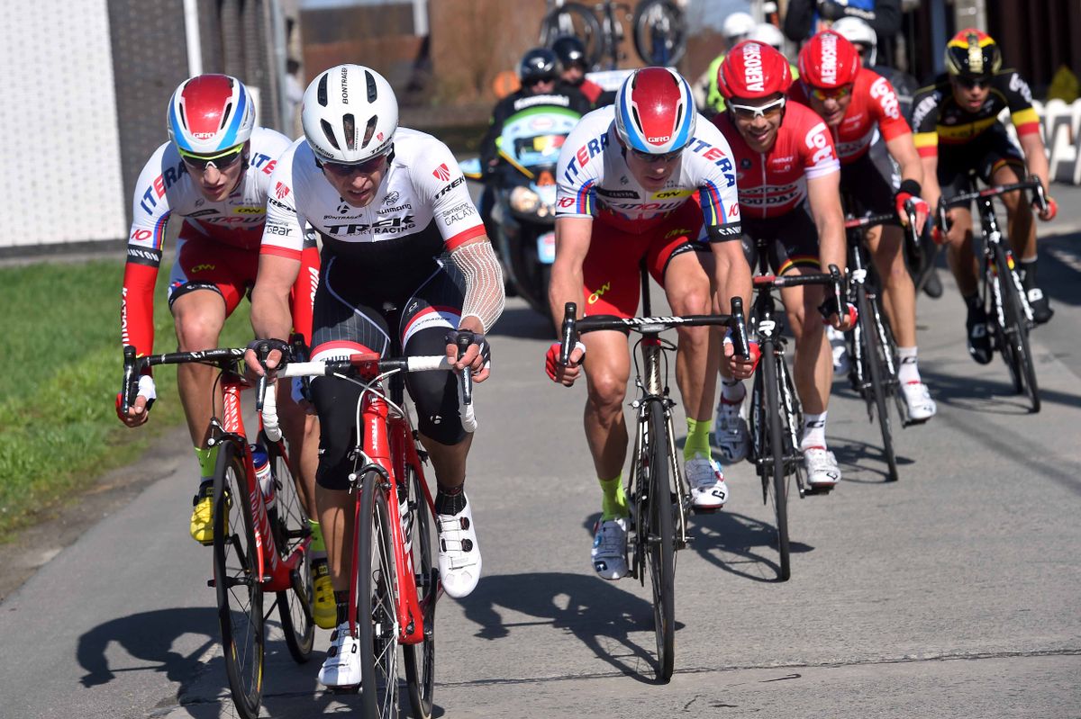 Stijn Devolder (Trek) leads the bunch