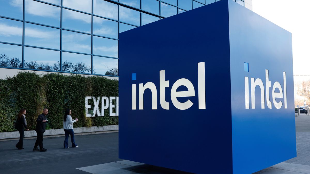 Intel's EMIB-T packaging technology set for fab rollout this year — as TSMC CoWoS capacity remains limited,EMIB-T is preparing for advanced AI accelerator designs