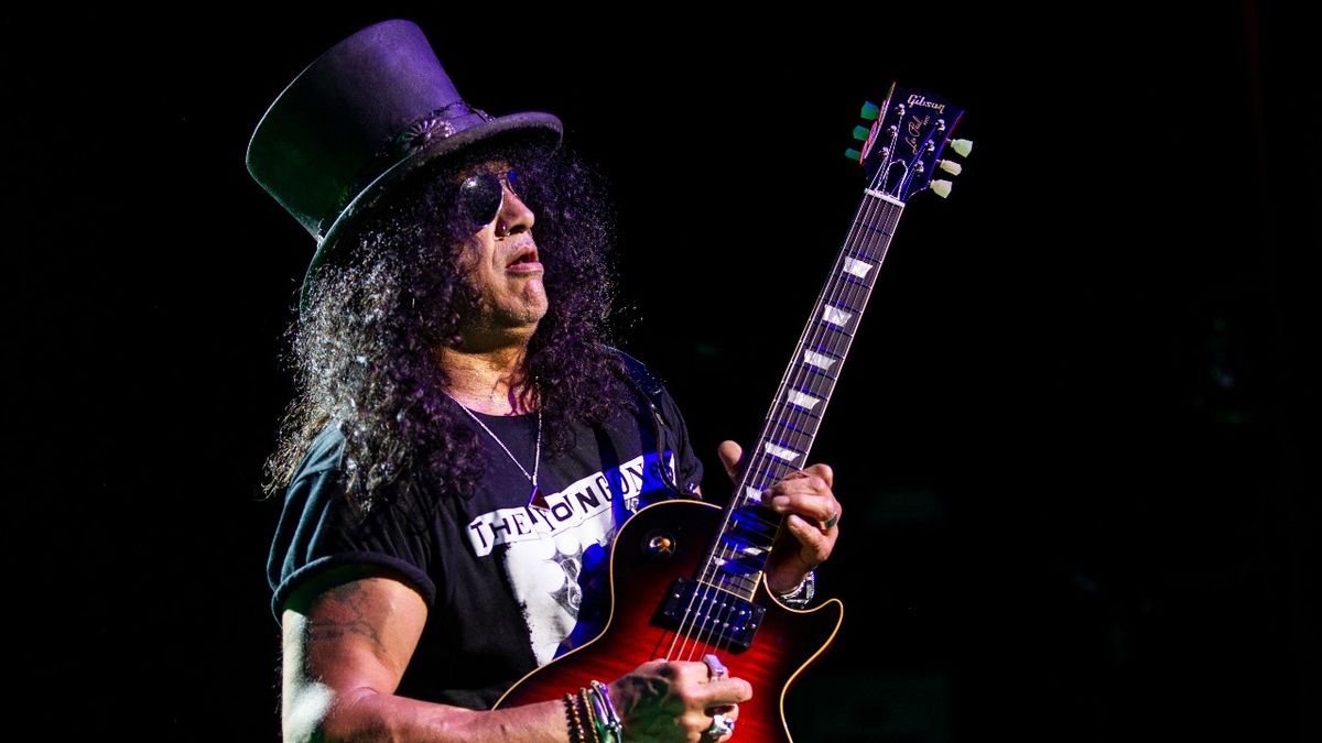 Slash teases new Guns N' Roses song with soundcheck TikTok video