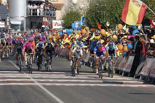 The stge 17 sprint went to Bennati