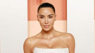 Kim Kardashian&rsquo;s Unsettling Front Entry from Six Years Ago Defines 2026&rsquo;s Most Coveted Halloween Look &ndash; It&rsquo;s Gothic Luxury