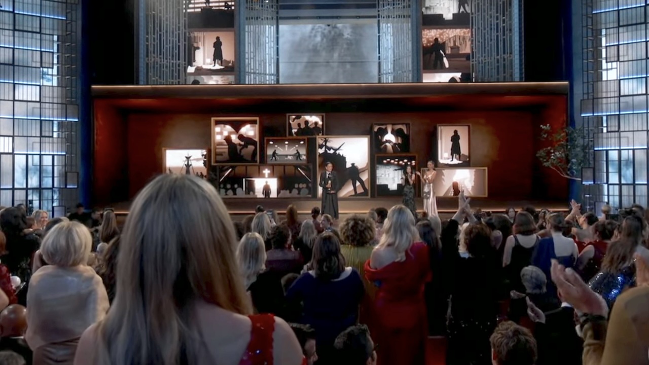 Women standing ovation during Autumn Durald Arkapaw's acceptance speech during Oscars