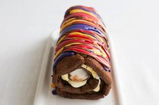 Creme Egg roulade