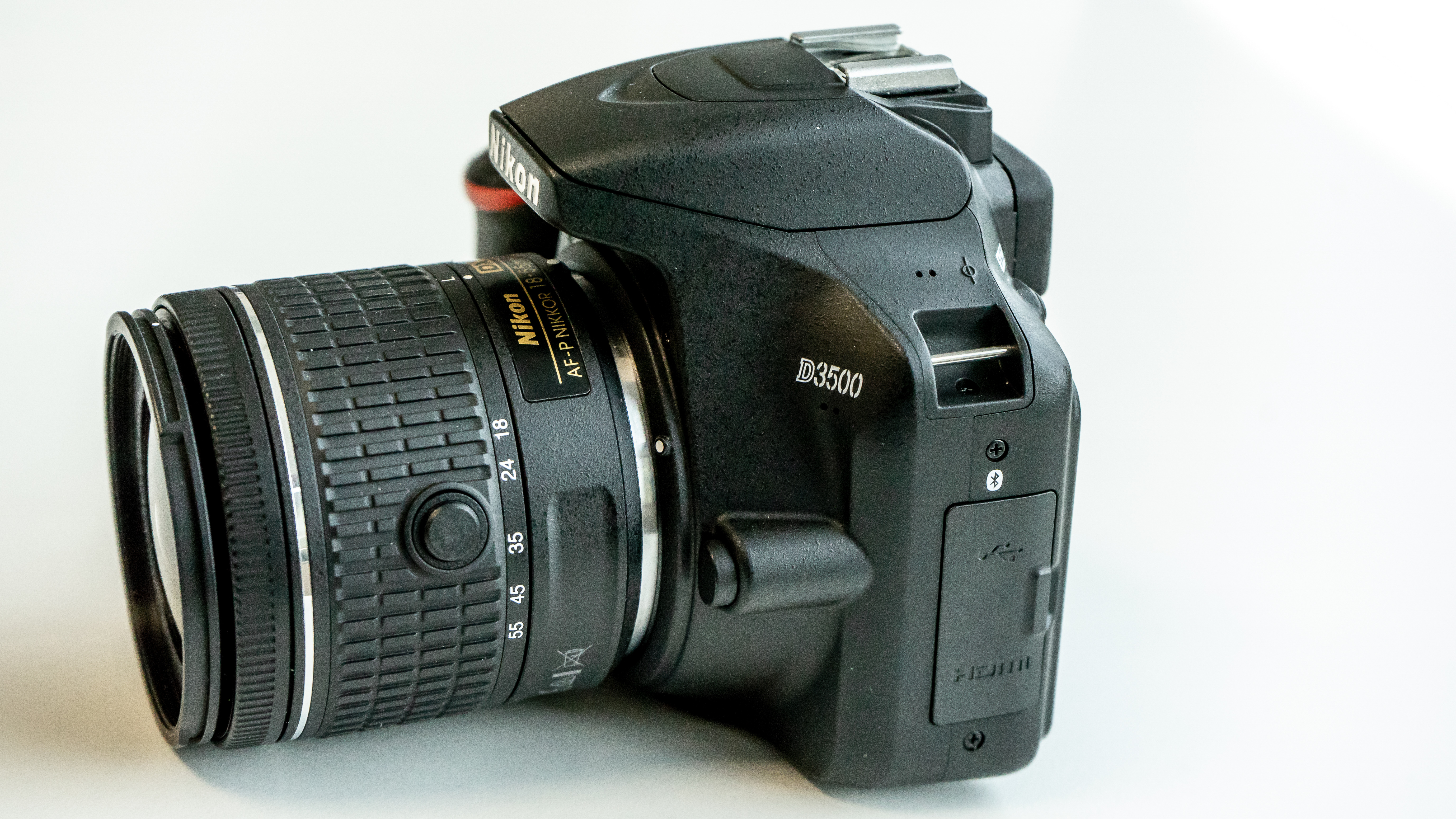 Best budget DSLRs: Nikon D3500