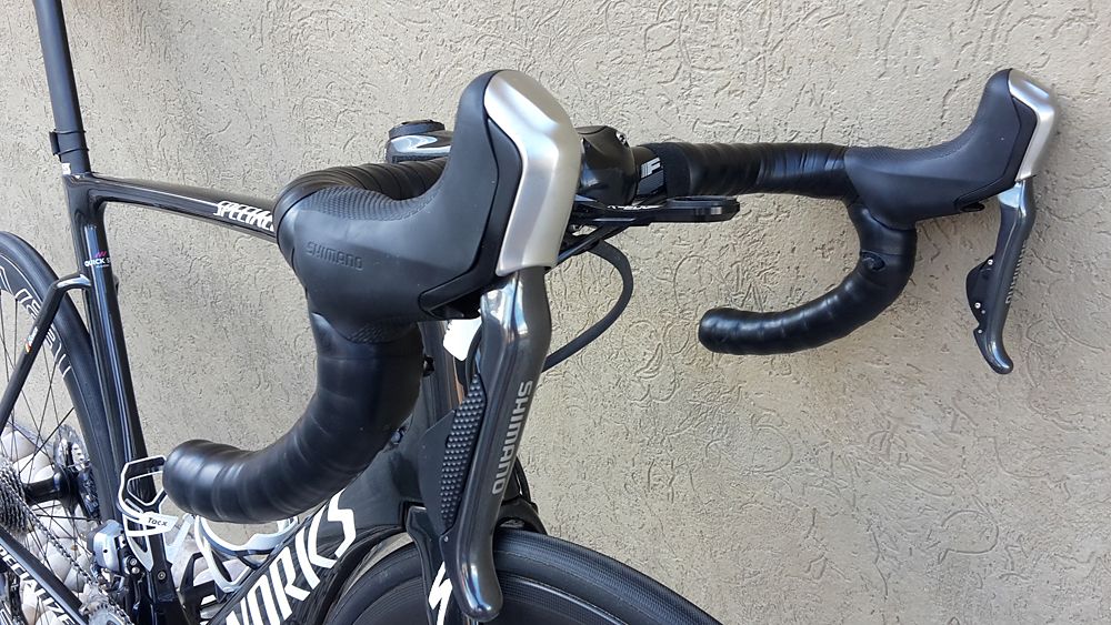 Dura-Ace Di2 levers