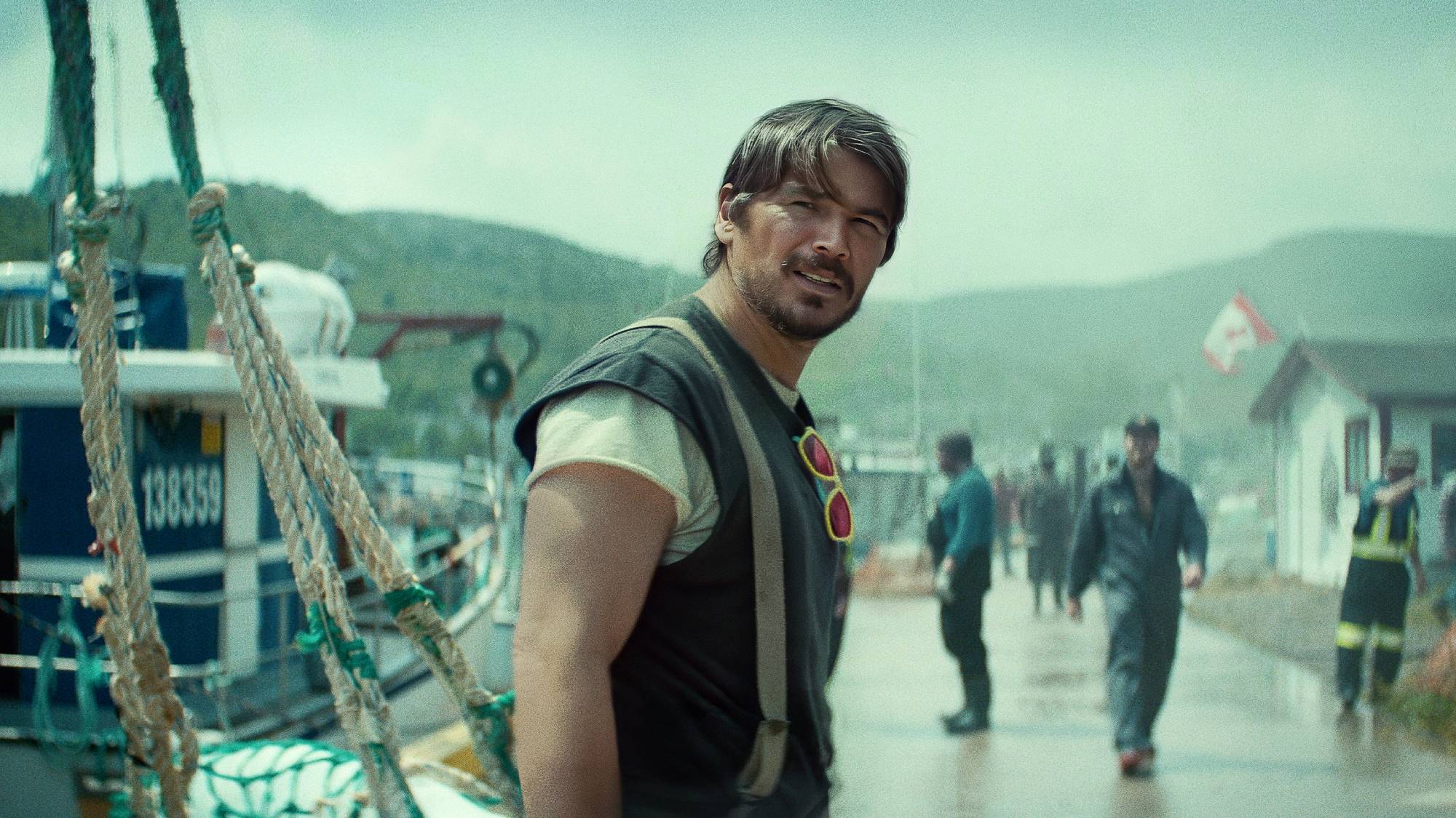 Josh Hartnett as Calvin in "Below" on Netflix