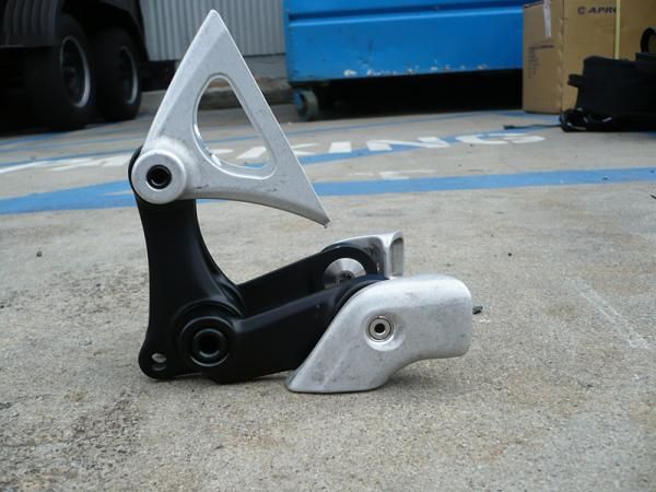 Actual Pivot Point linkage design from the side.