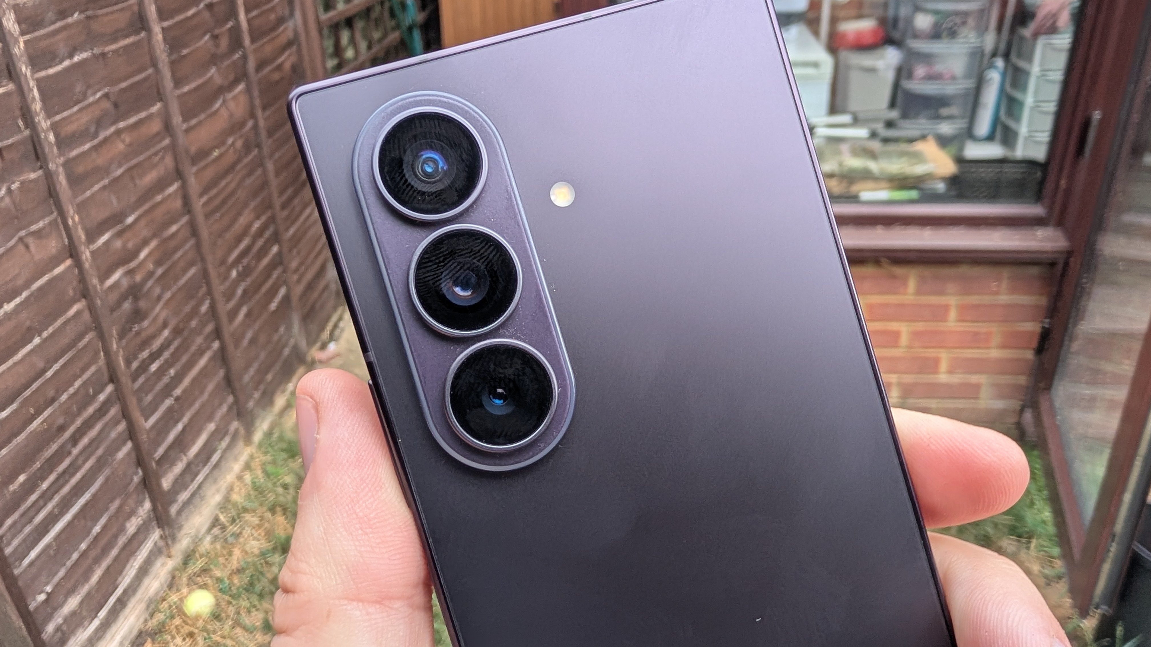 samsung galaxy z fold 8 ultra sample photos