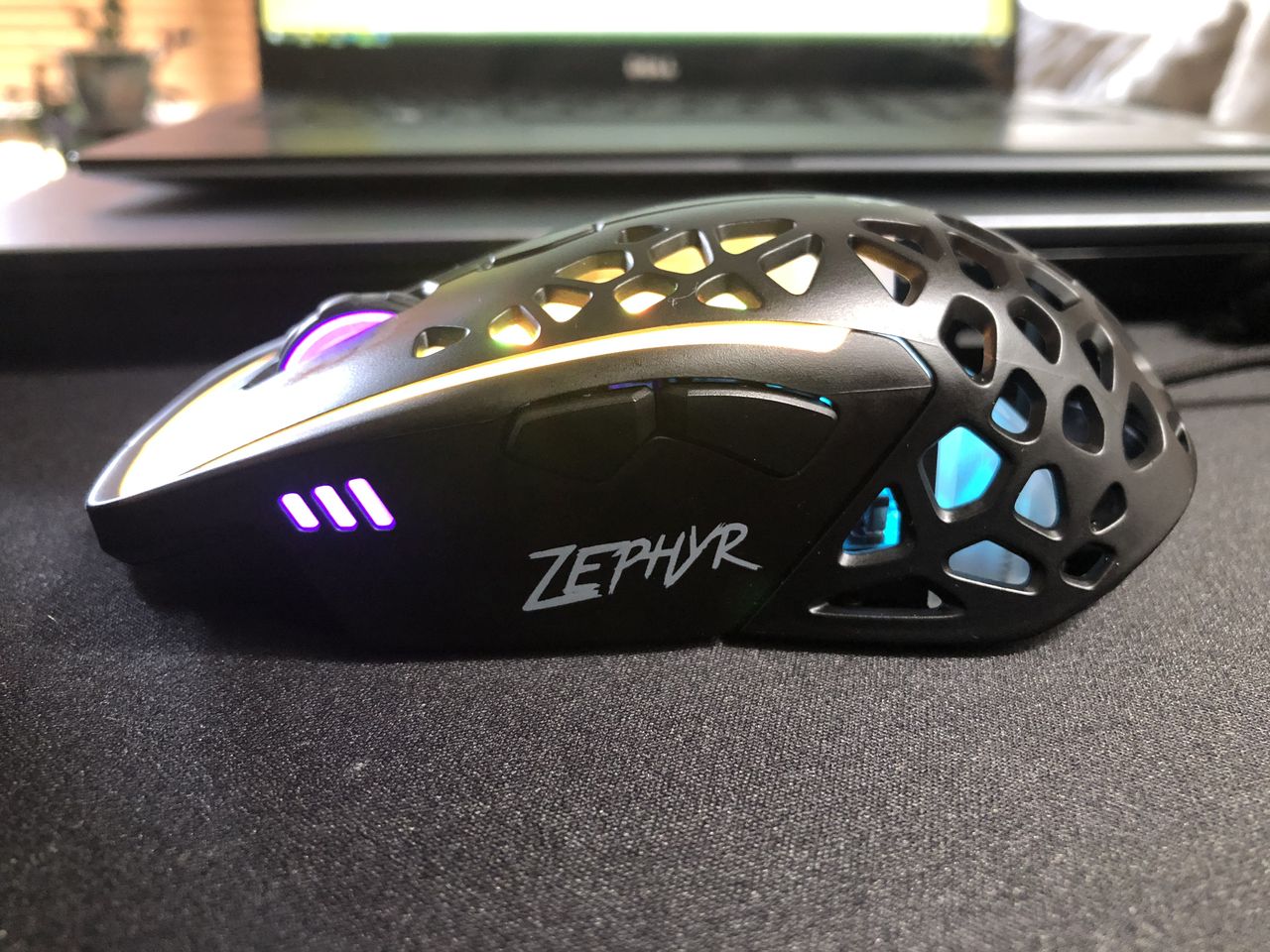 zephyr gaming mouse
