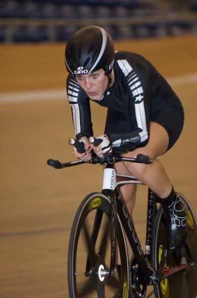 Heather Jackson rode an impressive pursuit for bronze.
