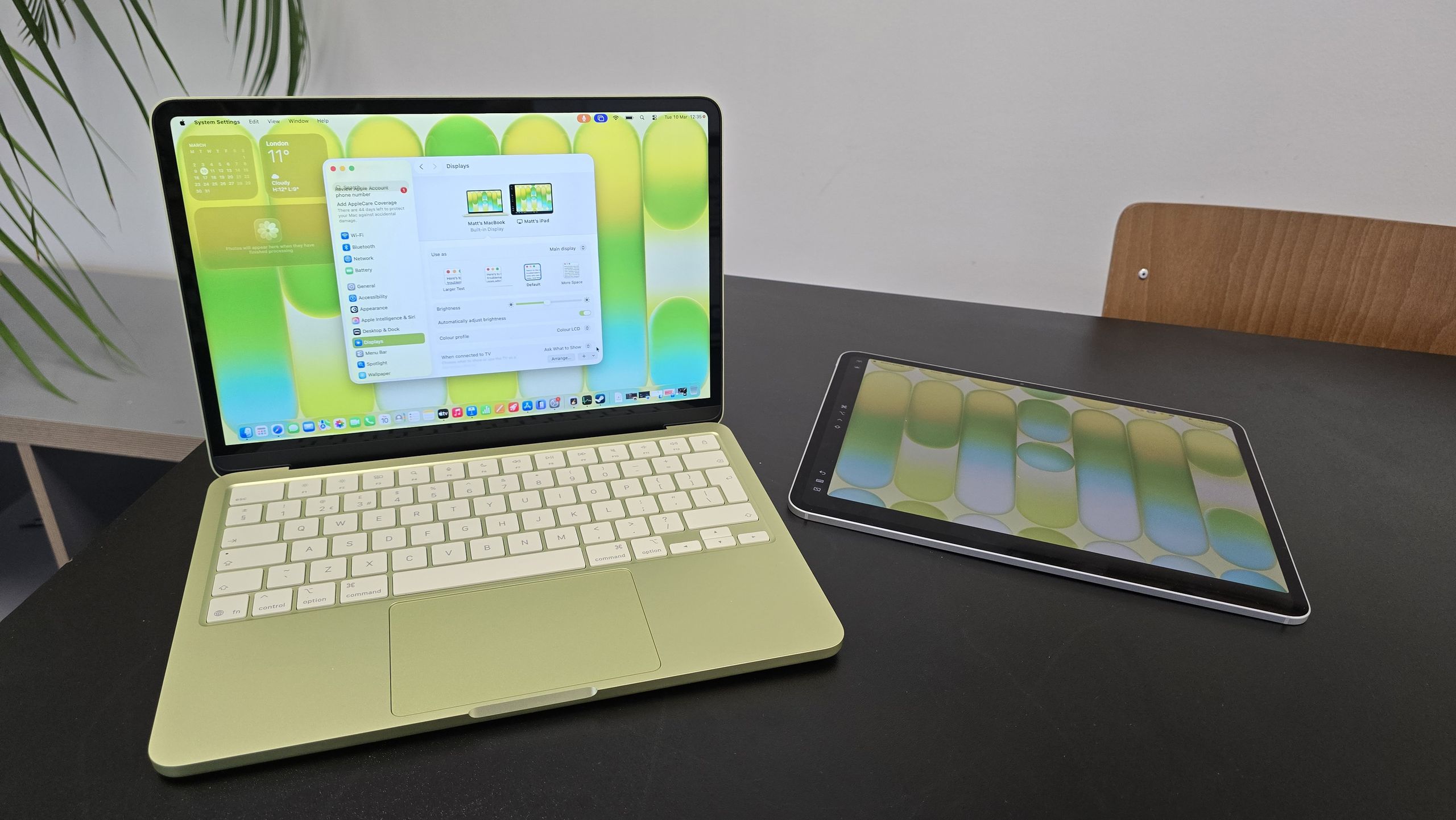 Exclusivo: MacBook Neo vence laptop Dell em benchmarks do Windows 11