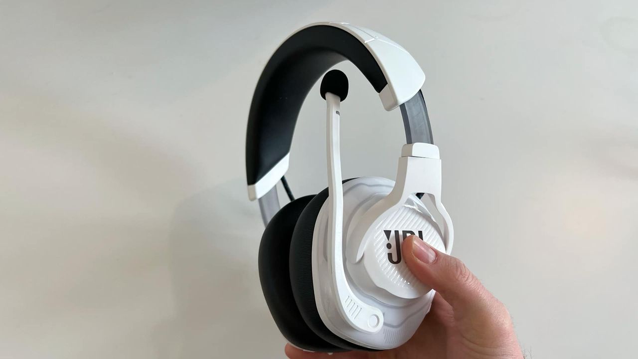JBL Quantum 910p gamingheadset i vitt