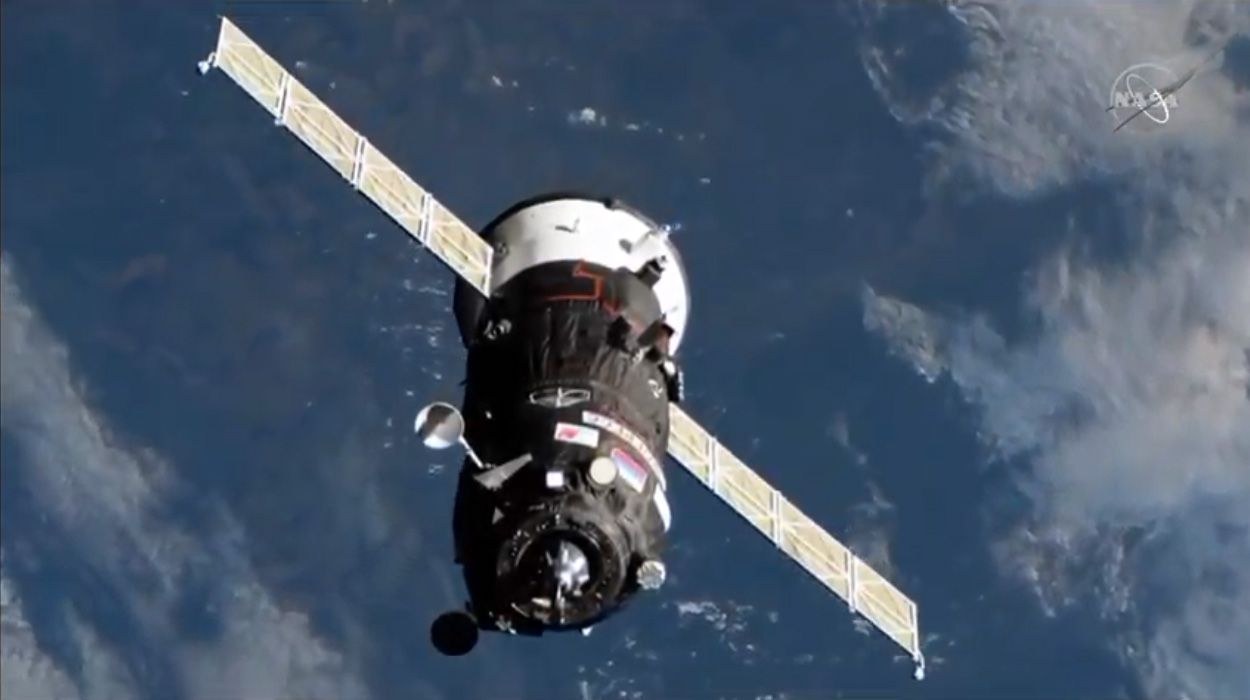 A Russian Progress 73 cargo ship arrives at the International Space Station to deliver nearly 3 tons of supplies on July 31, 2019. It launched from Baikonur Cosmodrome, Kazakhstan less than 4 hours earlier.