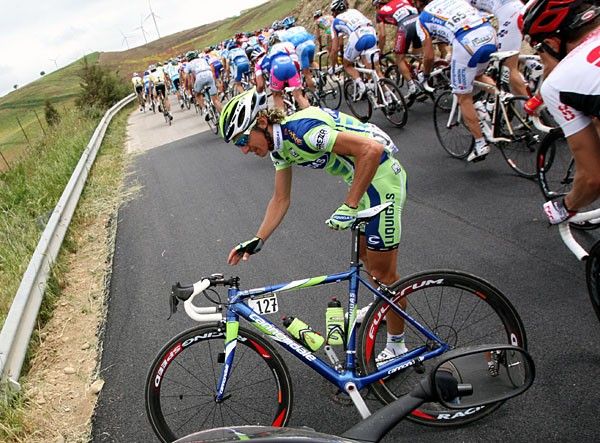 Pellizotti in a less fortunate moment in the earlier part of the race.