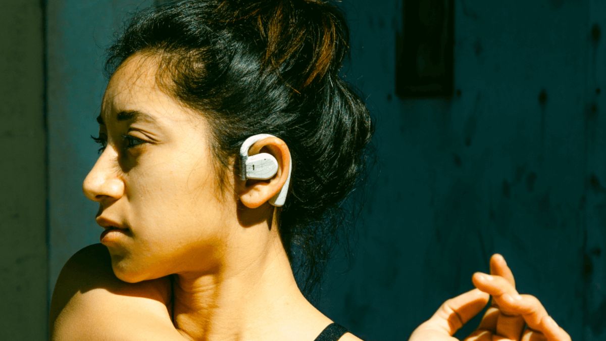 These open-ear running headphones are the perfect AirPods alternatives for athletes
