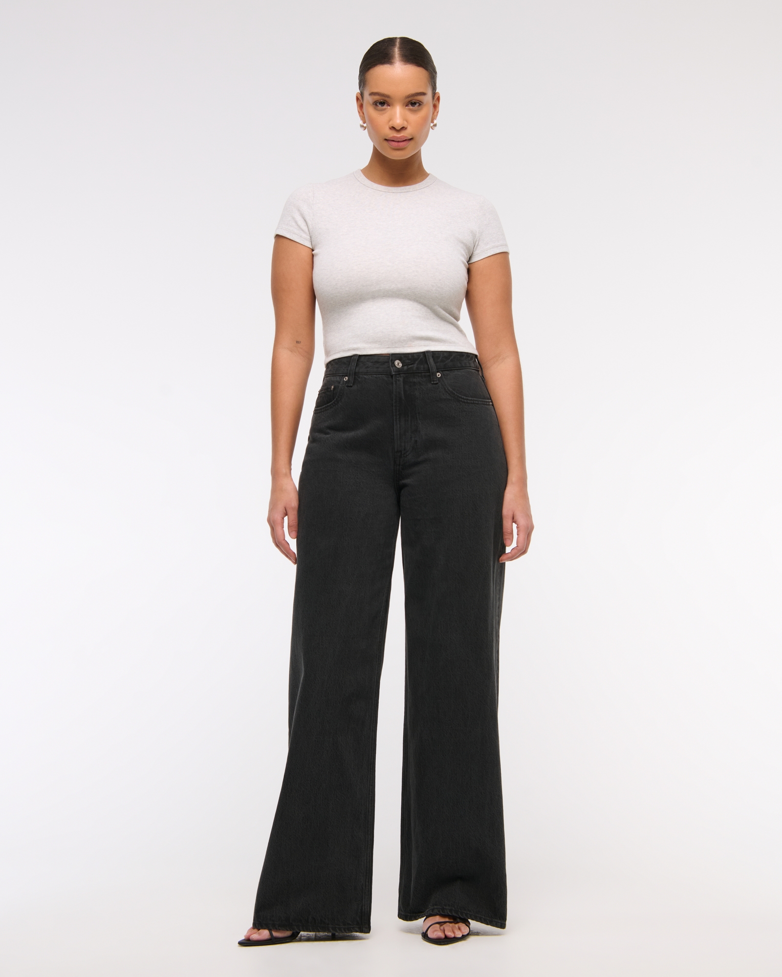 Abercrombie 
Fitch, Curve Love High Rise 90s Relaxed Jean