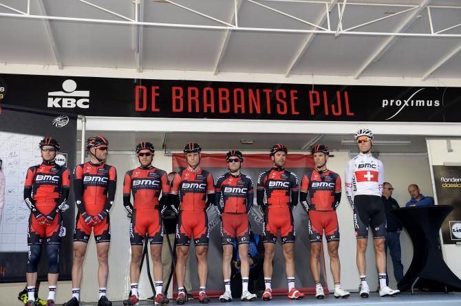 Team BMC presented to the crowd