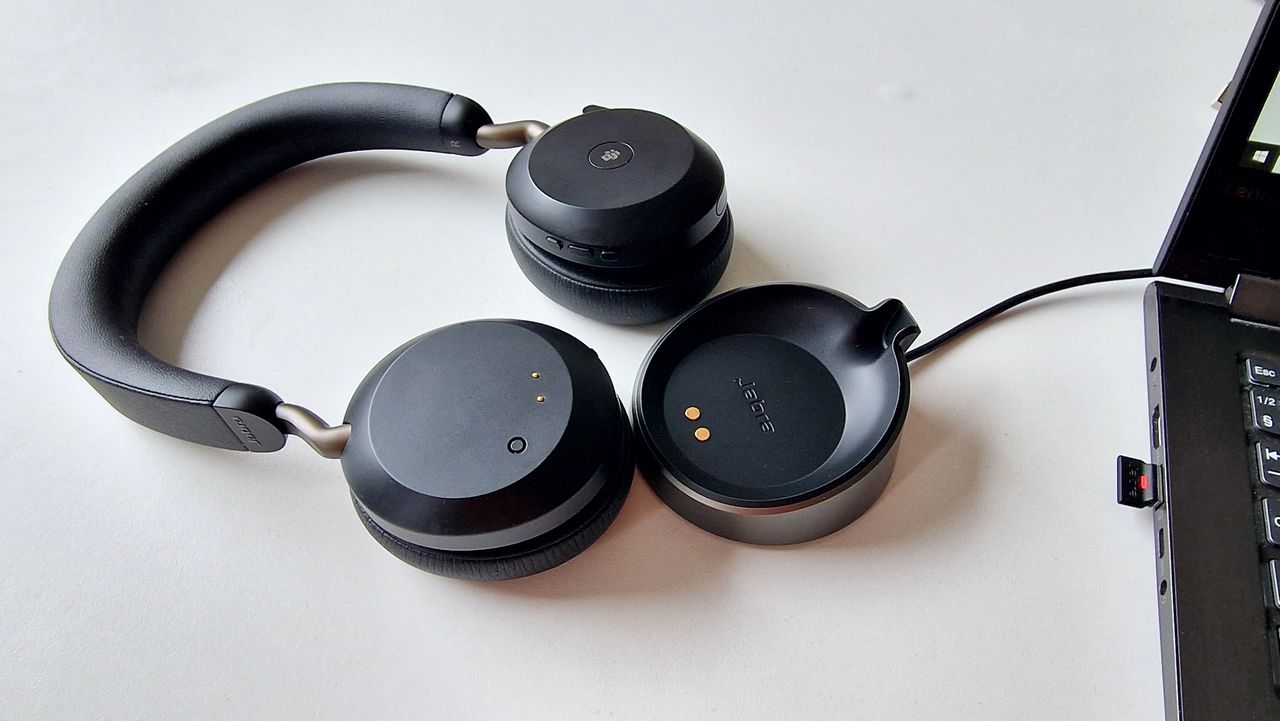 Jabra Evolve2 75