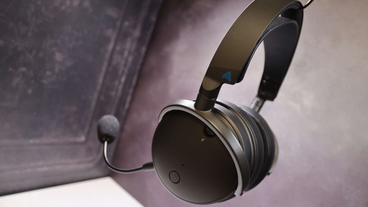 Audeze Maxwell gaming headset