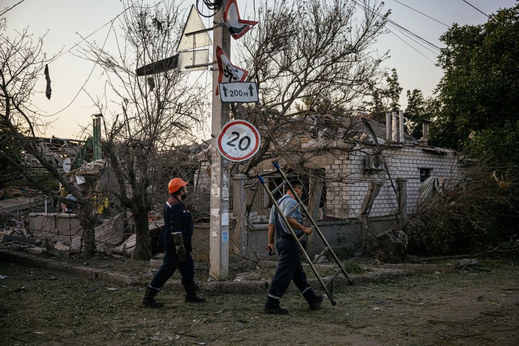 Russian rockets hit Mykolaiv