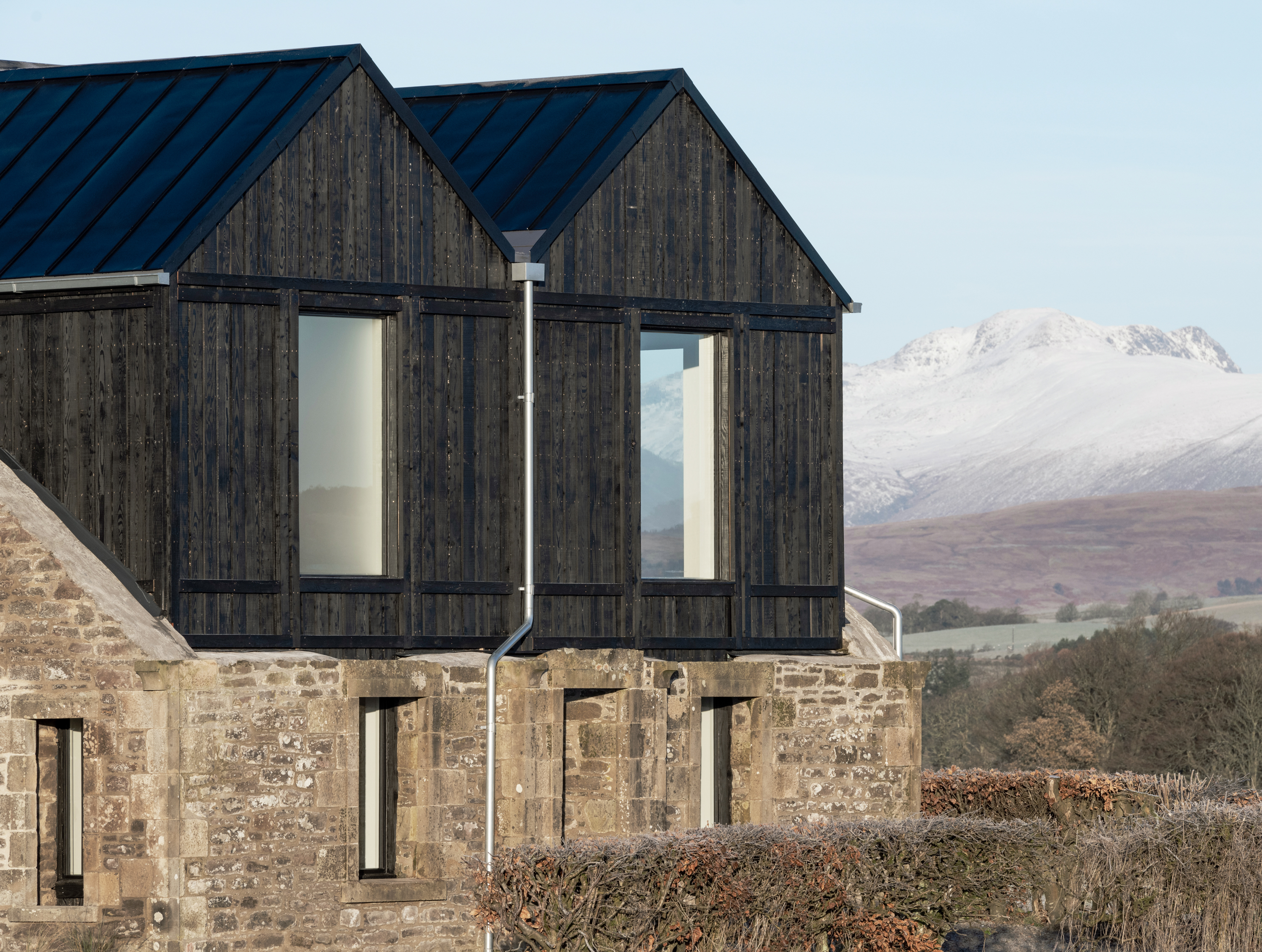 Scottish cottage Black and Stone by Mallett