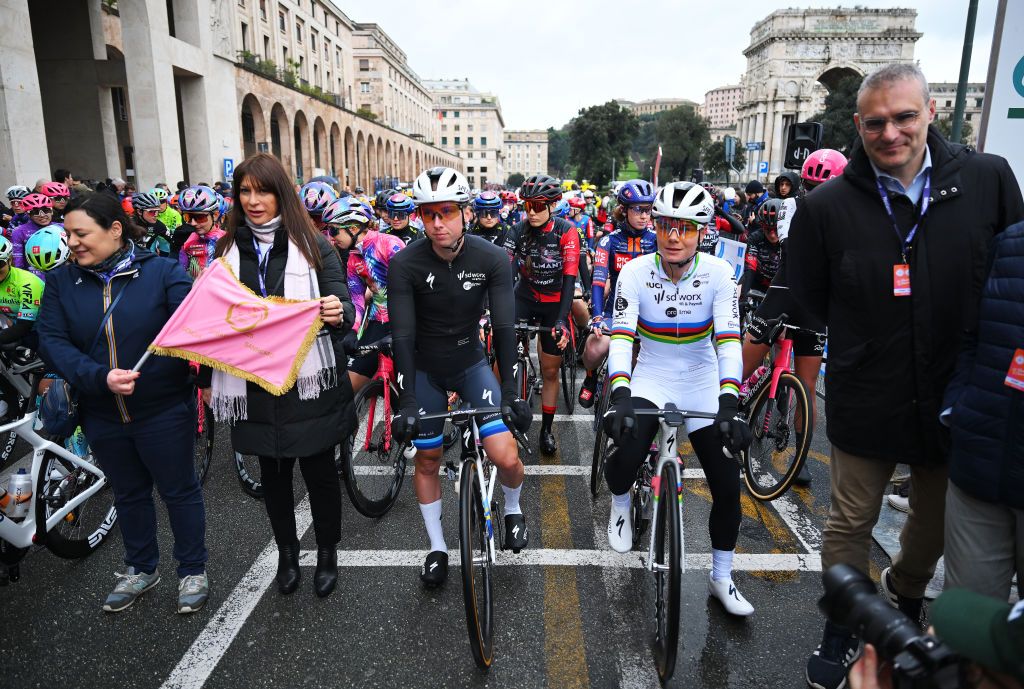 Lotte Kopecky and Lorena Wiebes at the start of Milan-San Remo Women 2025