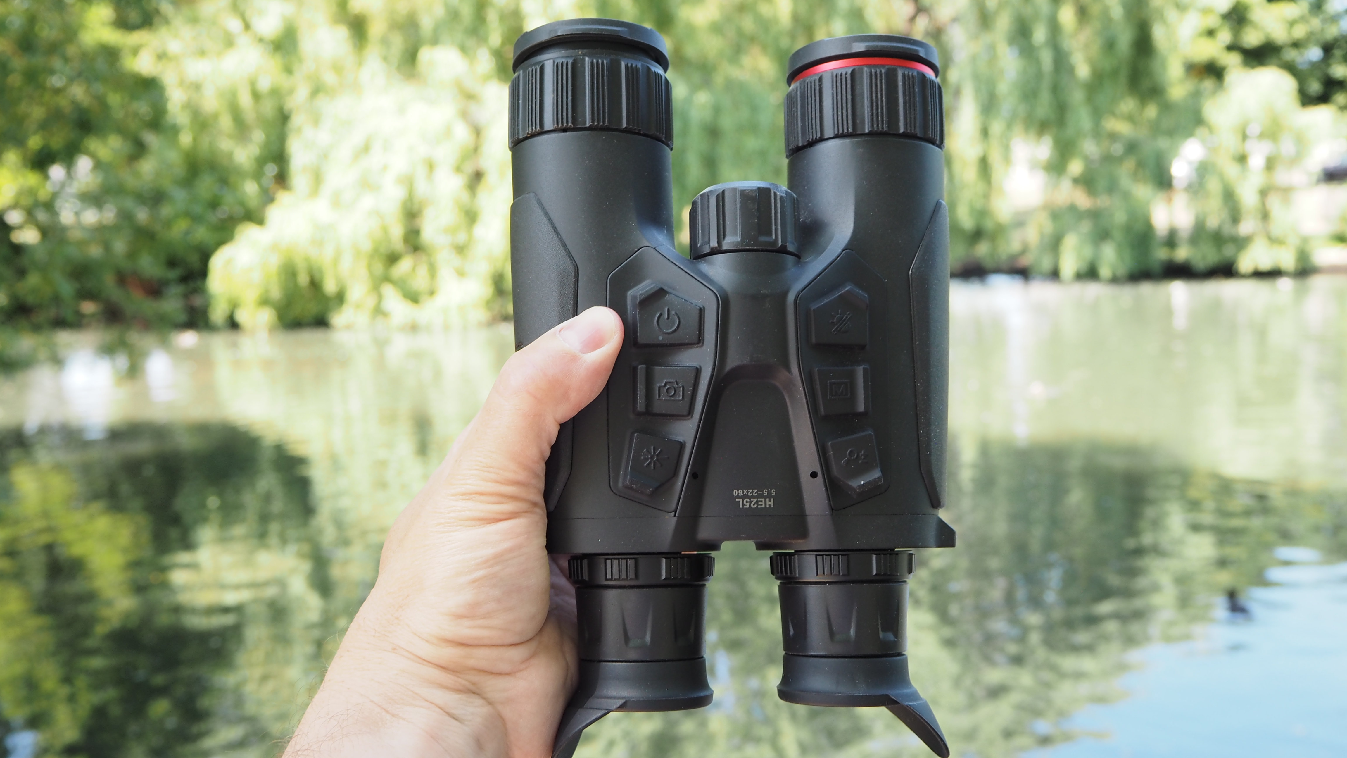 HikMicro Habrok 4K HE25L binoculars