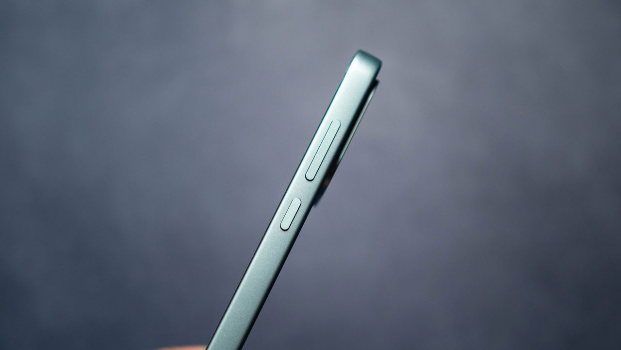 OnePlus Nord 6 review photos