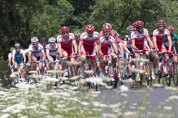 Race leader Samuel Dumoulin's Cofidis team sets tempo.