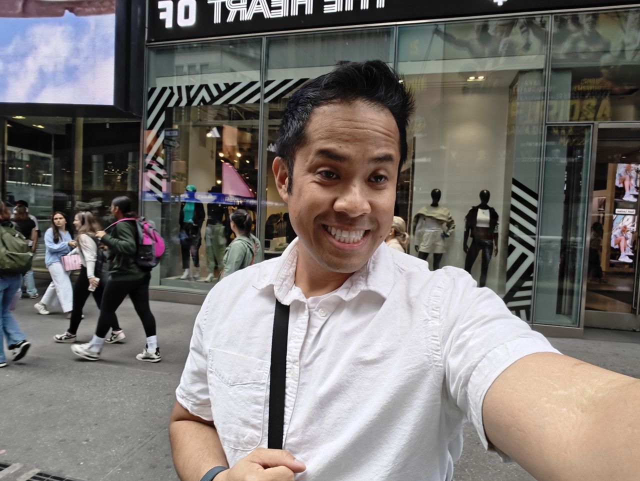 OnePlus 12 selfie sample.