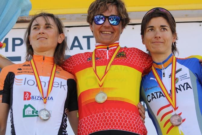 Final podium. L-to-r: Bel&eacute;n L&oacute;pez (Lointek), Leire Olaberria (Bizkaia), Anna Ram&iacute;rez (Catalunya)