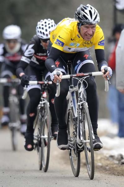 Jens Voigt (Saxo Bank) soldiered in 44 seconds down, but lost the yellow jersey to Contador.