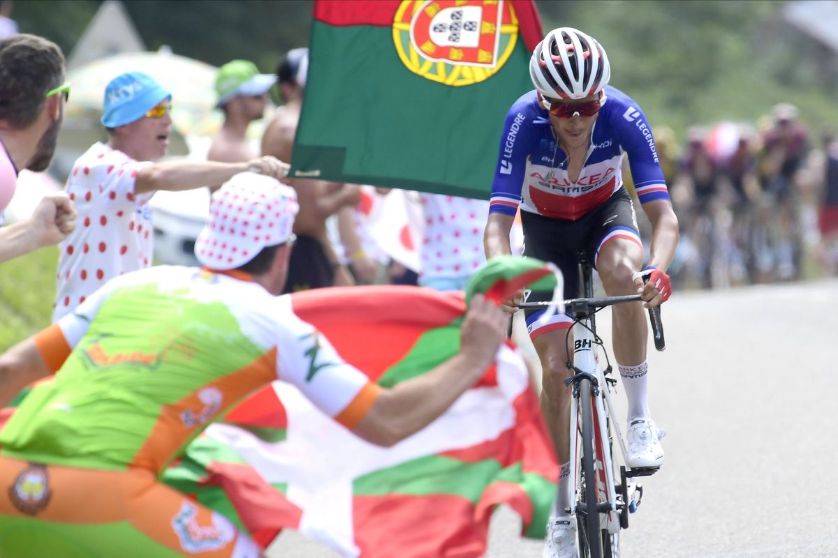 Warren Barguil (Arkea-Samsic) on the attack up the Tourmalet