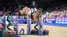 London Horse Show showjumping &ndash; Darragh Kenny takes a win on Chaccossini