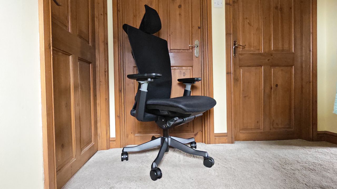 The Autonomous ErgoChair Ultra 2 chair in a home office.