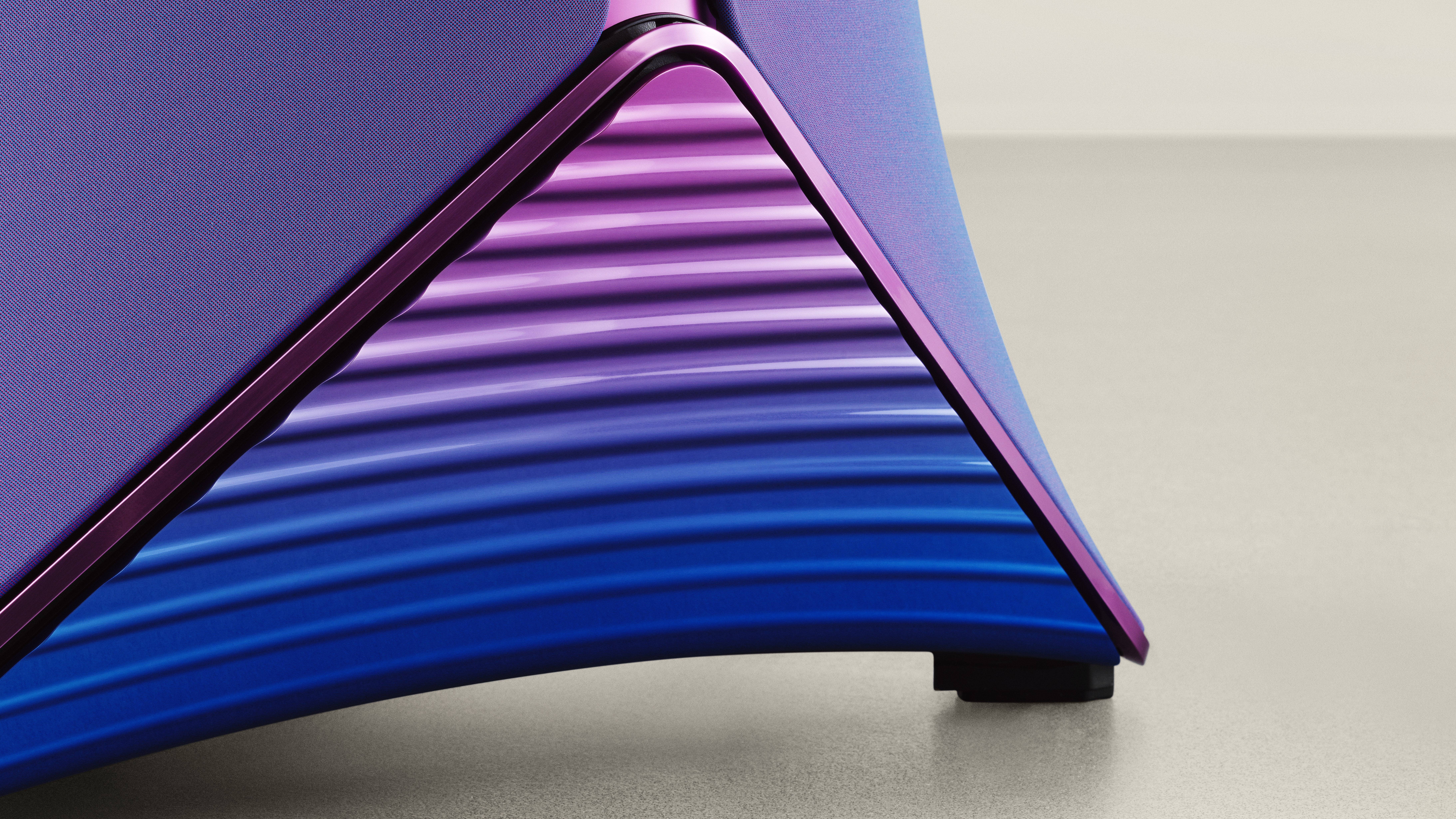 Bang &amp;amp; Olufsen Beolab 90 Phantom and Mirage Editions