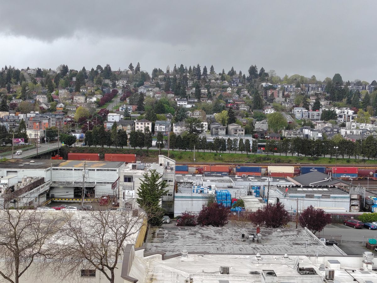 A neighborhood on a hill (2x)