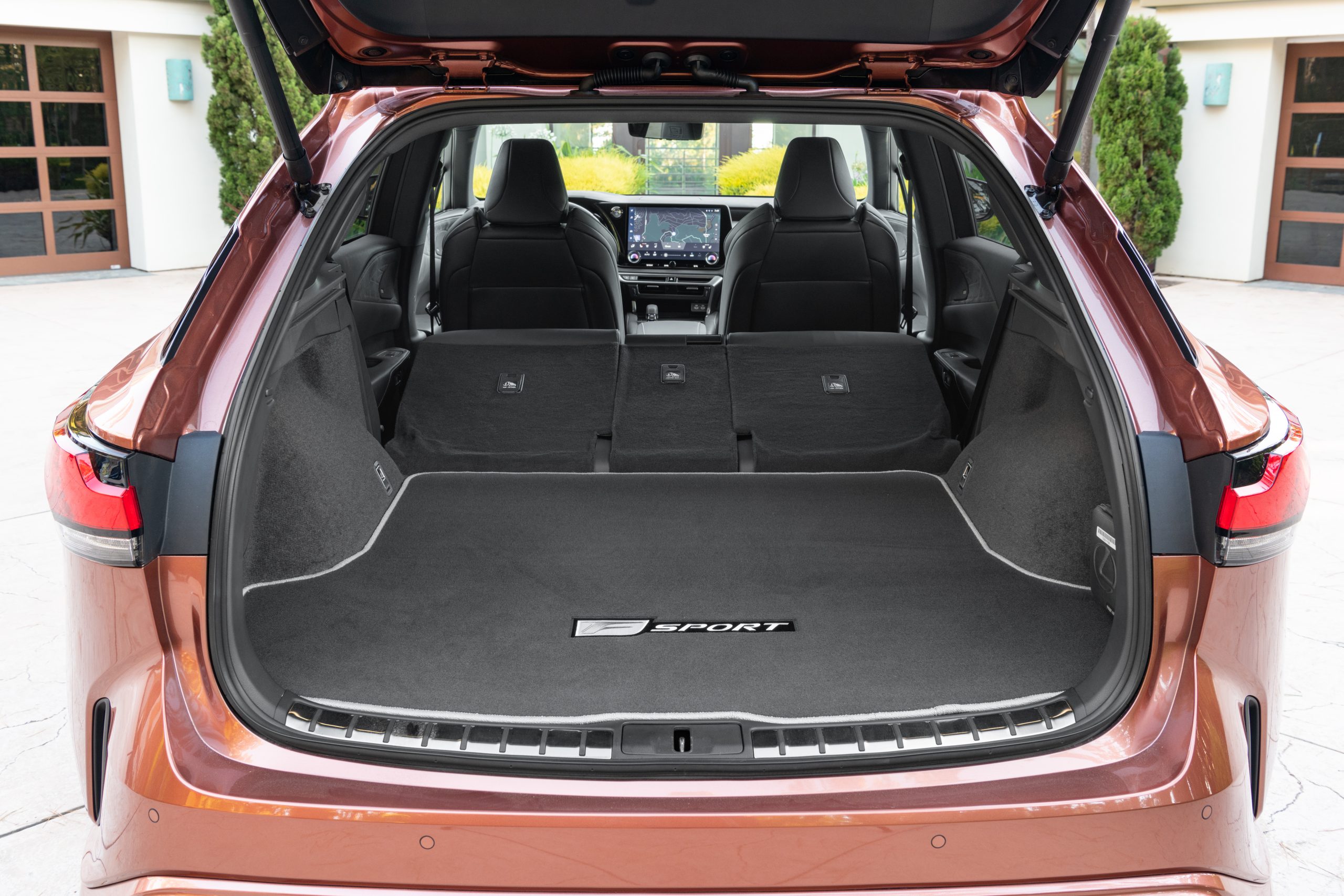 Images of the Lexus RX500H F Sport Performance