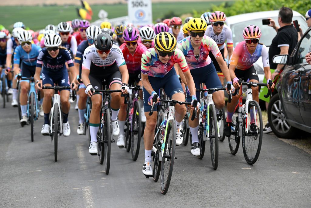 EPERNAY FRANCE JULY 26 Alena Amialiusik of Belarus and Team CanyonSRAM Racing leads the peloton during the 1st Tour de France Femmes 2022 Stage 3 a 1336km stage from Reims to pernay TDFF UCIWWT on July 26 2022 in Epernay France Photo by Dario BelingheriGetty Images