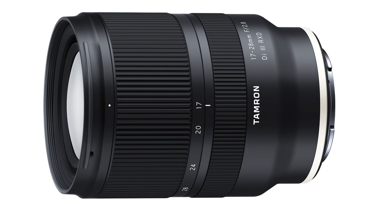 Tamron 17-28mm F/2.8 Di III RXD (Model A046). Image Credit: Tamron