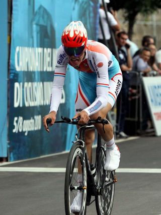 Bob Jungels (Luxembourg) powers to the world title in the junior time trial.