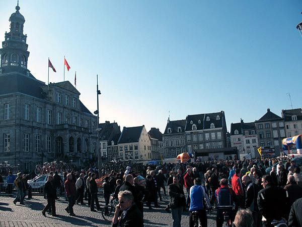 The sun was out and a lot of people showed up to see the riders at the start in Maastricht, The Netherlands.
