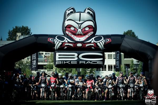 10. The final lineup before the storm at the Whistler stage.